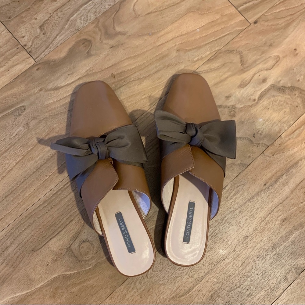 Bow Sandels